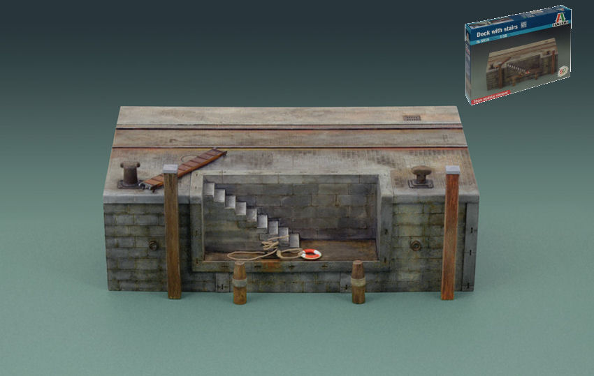 Dock with Stairs Kit 1:35 DS Modellismo Dock with Stairs Kit scala 1:35 Italeri