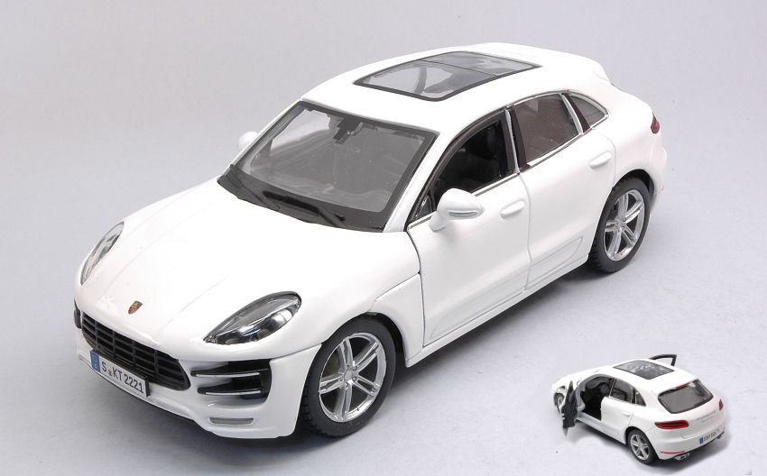 Porsche Macan 2015 White 1:24 DS Modellismo Porsche Macan 2015 White scala 1:24 Burago