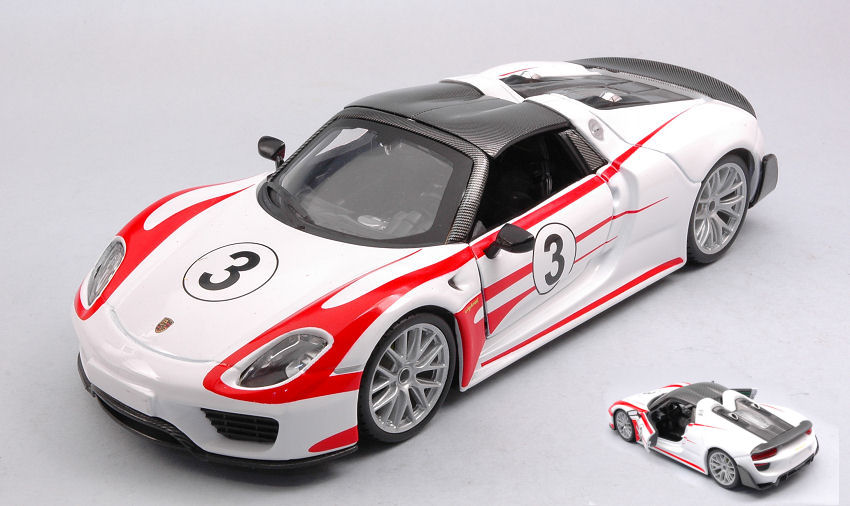 Porsche 918 Weissach Package N.3 2013 0-100 2,6 sec 1:24 DS Modellismo Porsche 918 Weissach Package 2013 scala 1:24