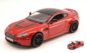 Aston Martin V12 Vantage S 2013 scala 1:24