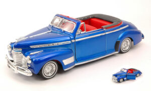 Chevrolet Deluxe 1941 Metallic scala 1:24