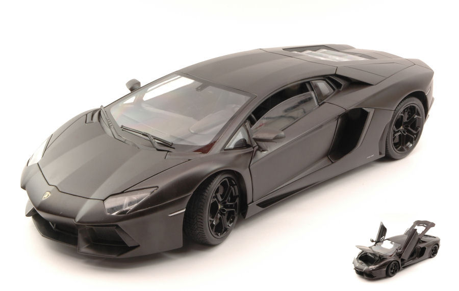 Lamborghini Aventador Lp700-4 2011 Matt Black 1:18 DS Modellismo Lamborghini Aventador Lp700-4 scala 1:18