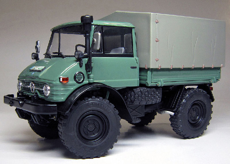 Unimog 406 (U84) Telonato 1971-1989 1:32 DS Modellismo Unimog 406 Telonato 1971-1989 scala 1:32