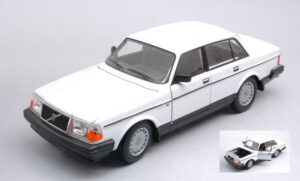 Volvo 240 Gl White scala 1:24 Welly