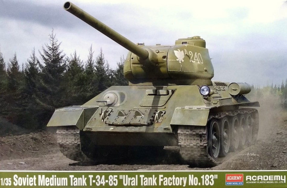 Soviet Medium Tank T-34-85 "Ural Tank Factory No.183" Kit 1:35 DS Modellismo Soviet Medium Tank T-34-85 "Ural scala 1:35