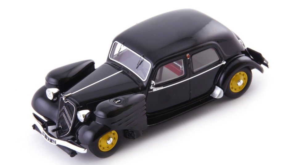 CITROEN 11 BERLINE GEZOGENE 1938 BLACK Autocult 1:43 DS Modellismo Citroen 11 Berline Gezogene 1938 scala 1:43