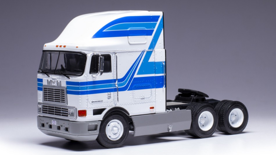 International Eagle Cabover 1995 White/Blue 1:43 DS Modellismo International Eagle Cabover 1995 scala 1:43