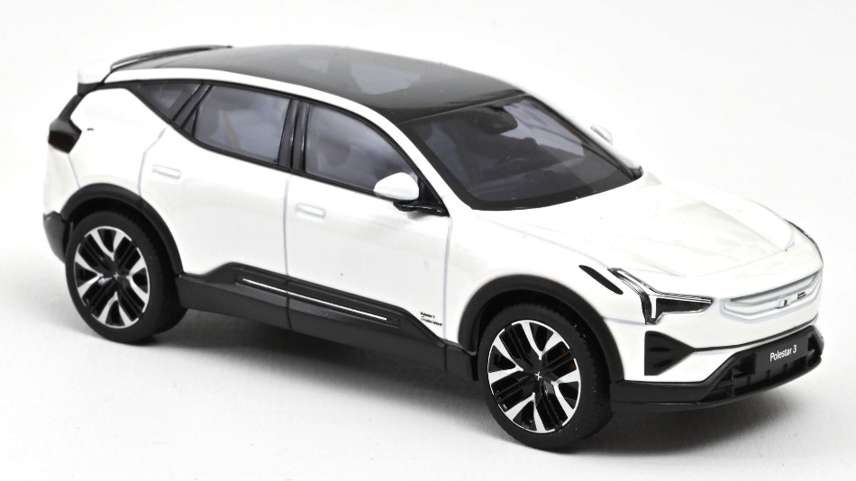 Polestar 3 2024 Snow 1:43 DS Modellismo Polestar 3 2024 Snow scala 1:43 Norev