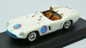 Ferrari 750 Monza Winner Road scala 1:43