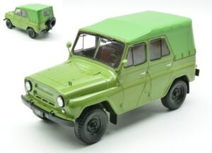 Uaz 469 1975 Green scala 1:24 Whitebox