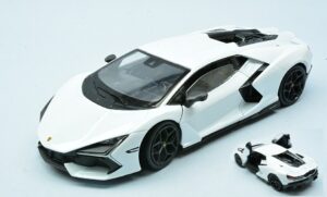 Lamborghini Revuelto Pearl White scala 1:24