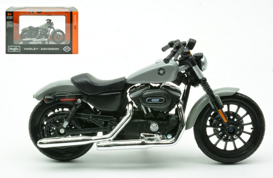 HARLEY DAVIDSON SPORTSTER IRON 883 2022 Maisto 1:18 DS Modellismo Harley Davidson Sportster Iron scala 1:18