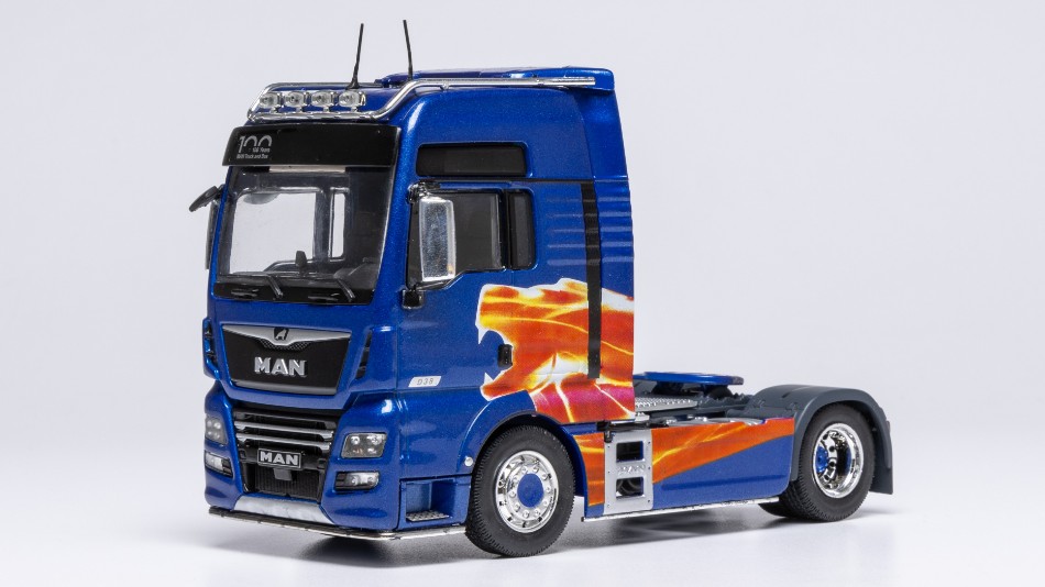 Man TGX XXL 2020 Blue/Decals 1:43 DS Modellismo Man Tgx Xxl 2020 Blue/Decals scala 1:43