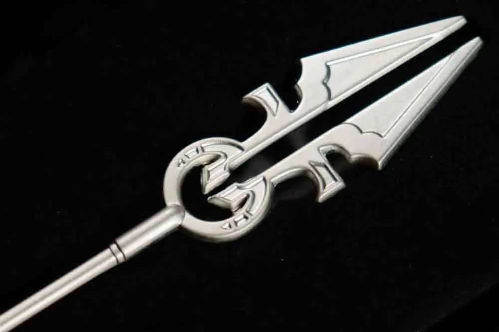 Magic the Gathering - Avacyn's Moonsilver Spear -.999 Silver Plated Replica DS Modellismo Magic Gathering Avacyn's Moonsilver Spear