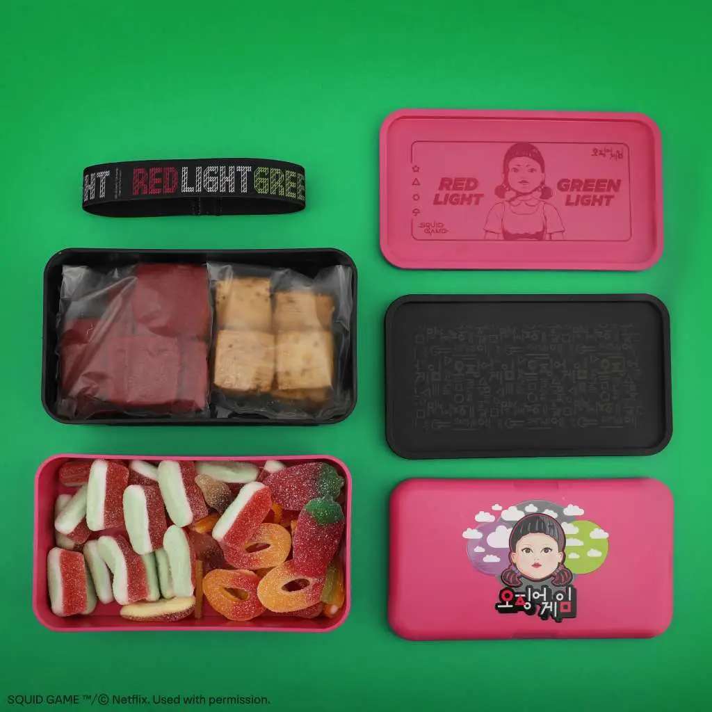 Squid Game Soldier Bento Box DS Modellismo Squid Game Soldier Bento Box CINEREPLICAS