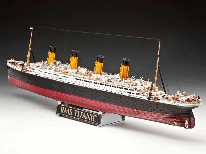 Titanic 100TH Anniversary Gift Set DS Modellismo Titanic 100TH Anniversary Gift REVELL