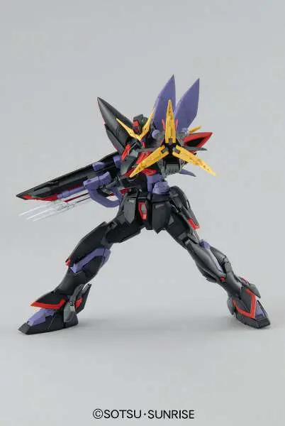 MG Gundam Blitz 1/100 DS Modellismo MG Gundam Blitz scala 1/100