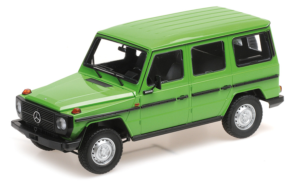 Mercedes Benz G-model Long (W460) Green 1980 DS Modellismo Mercedes Benz G-model Long Green scala 1/18