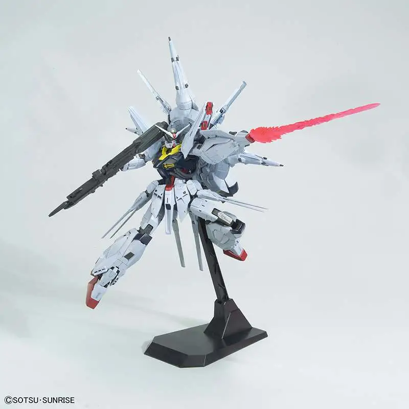 MG Gundam Providence 1/100 DS Modellismo MG Gundam Providence scala 1/100