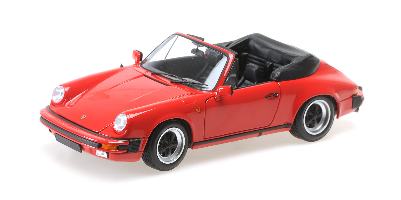 Porsche 911 Carrera Cabriolet 3.2 Red 1983 DS Modellismo Porsche 911 Carrera Cabriolet 3.2 scala 1/18