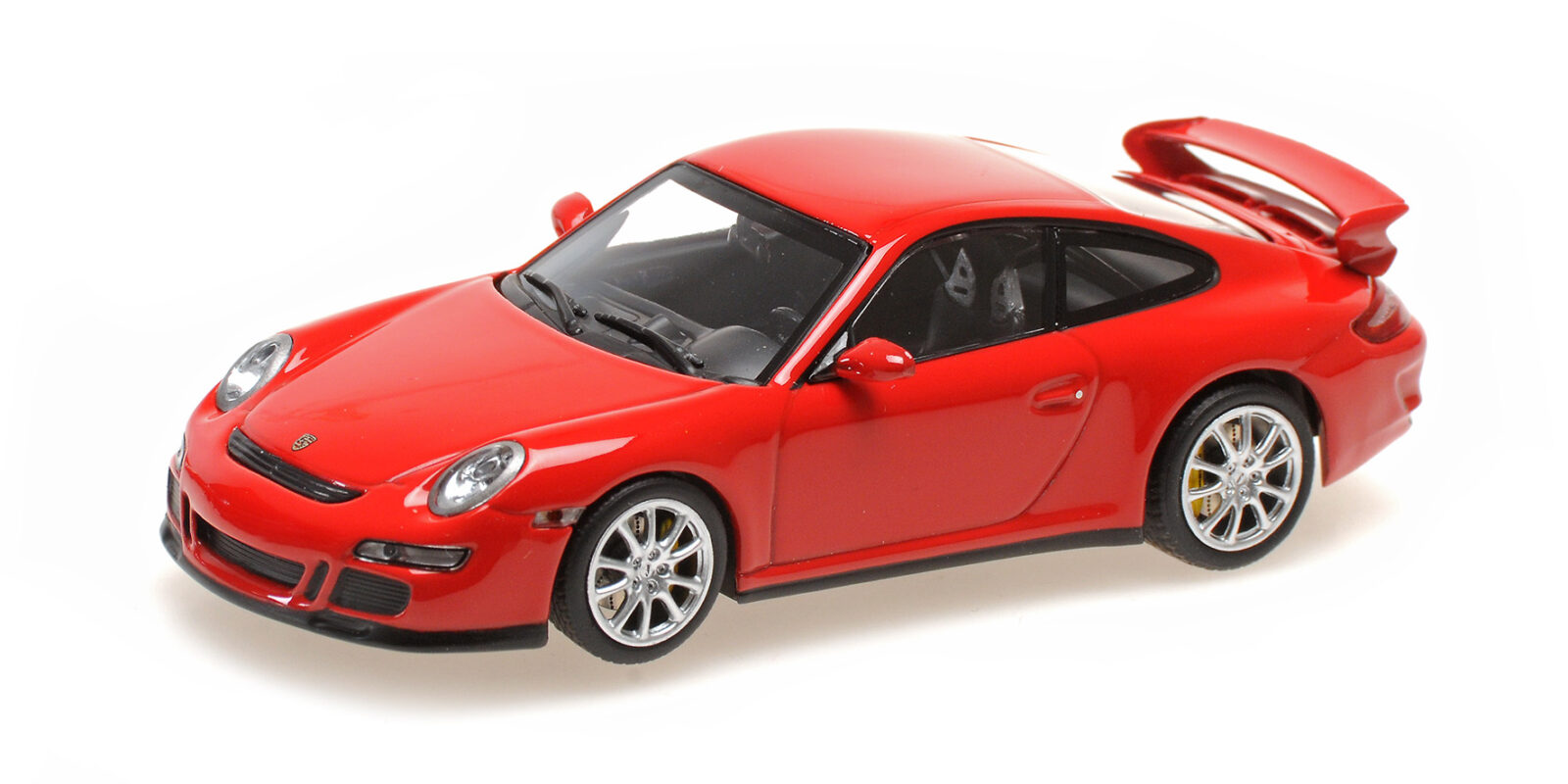 Porsche 911 GT3 Red 2006 DS Modellismo Porsche 911 GT3 Red scala 1/43 Minichamps