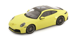 Porsche 911 Carrera Coupe Yellow scala 1/18