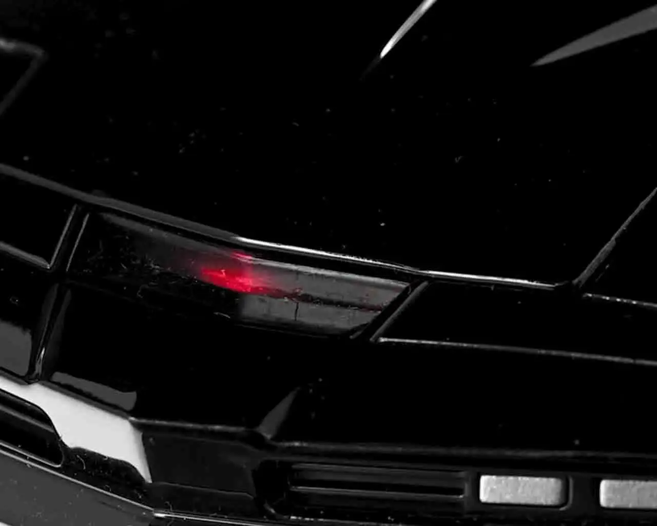 Knight Rider Kitt 1982 Pontiac Firebird Trans AM Lights 1/24 Die-Cast Model DS Modellismo Knight Rider Kitt 1982 Pontiac scala 1/24