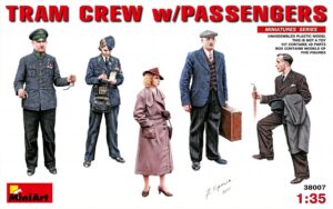 Tram Crew w/passengers scala 1/35 MINI ART