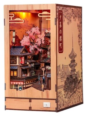Book Nook Twilight Sakura Path 23 x CuteBee