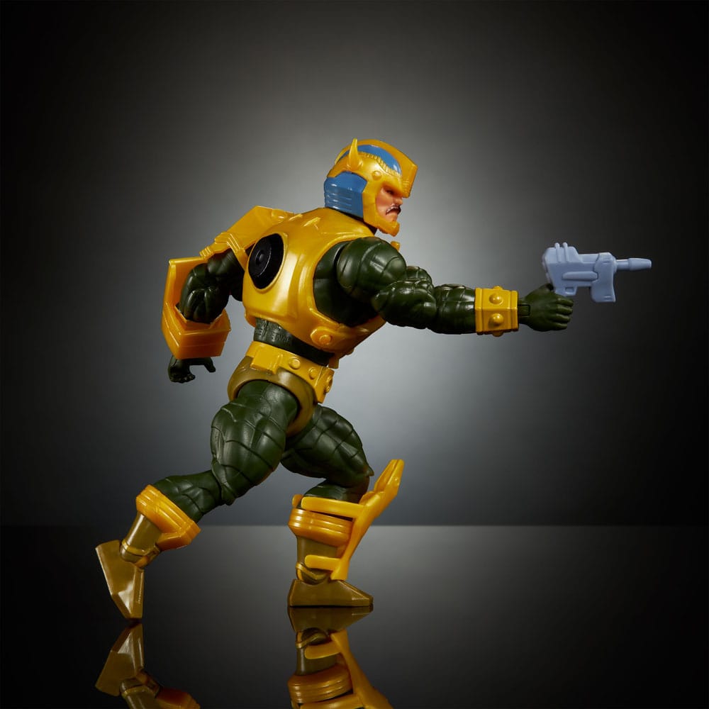 Masters of the Universe x Transformers Action Figure Bumblebee Armor Man-At-Arms heo European Exclusive 14 cm DS Modellismo Masters Universe x Transformers Action