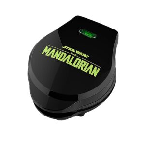 Star Wars Mandalorian Waffle Maker Child