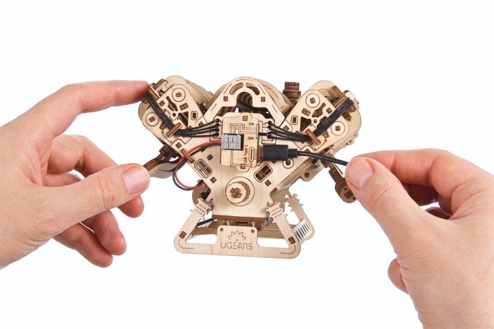 Puzzle Ugears 3D in legno V8 Engine DS Modellismo Puzzle Ugears 3D in legno V8 Engine