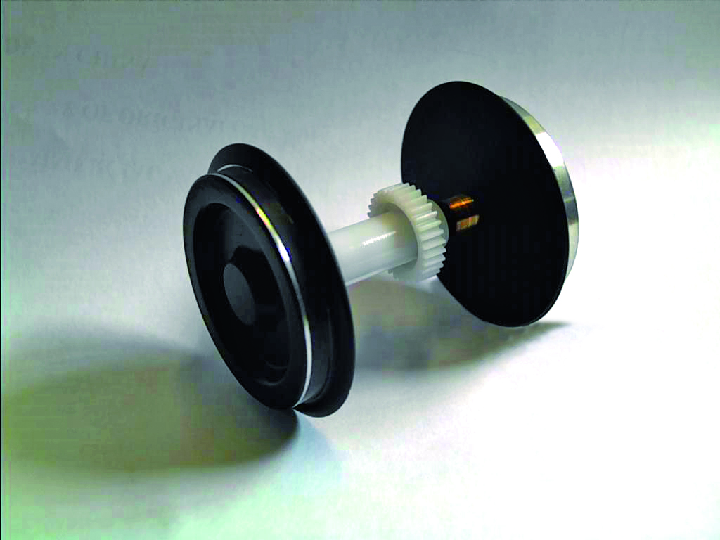 Set di ruote con pneumatici di trazione per Schienenbus / BR 218 / V 100 / BR199 Scala G DS Modellismo Set di ruote pneumatici di trazione scala G
