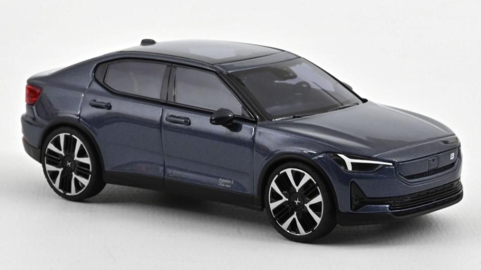 Polestar 2 2024 Snow Blue 1:43 DS Modellismo Polestar 2 2024 Snow Blue scala 1:43 Norev