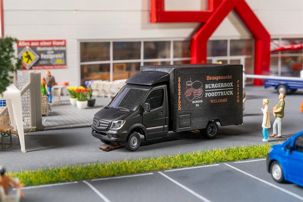 Car System Digital MB Sprinter Foodtruck (HERPA) Scala H0 DS Modellismo Car System Digital MB Sprinter scala H0