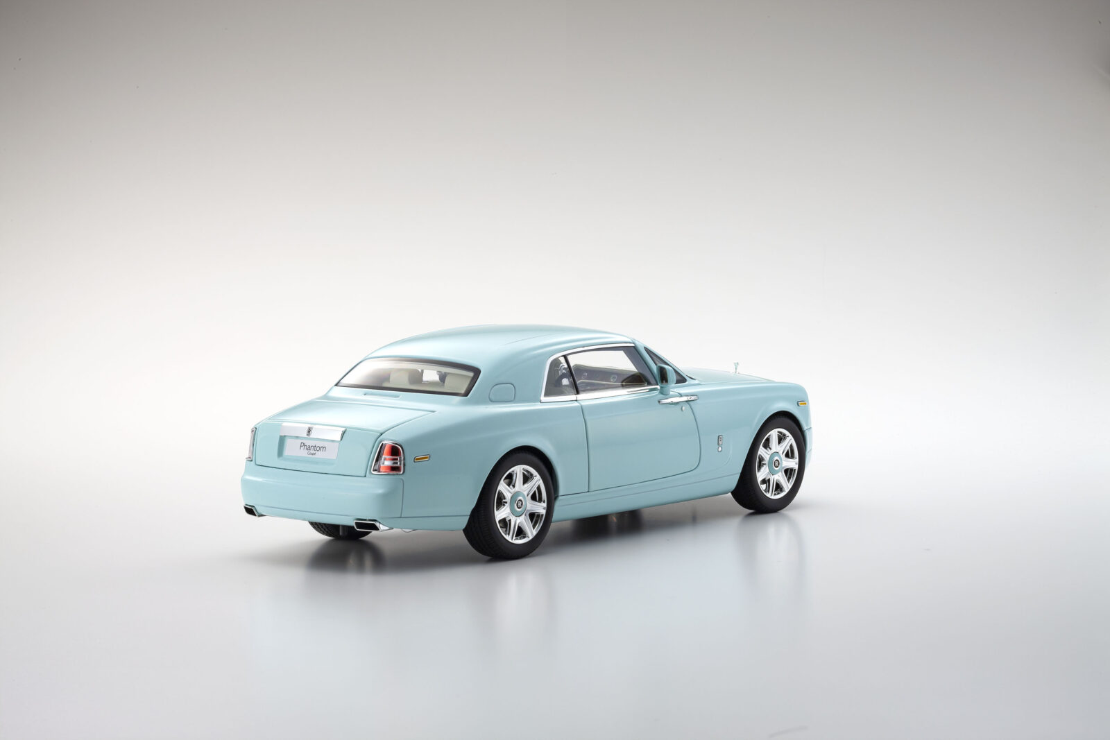 Rolls-Royce Phantom Coupe DS Modellismo Rolls-Royce Phantom Coupe scala 1:18 Kyosho