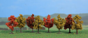 8 alberi decidui in autunno Heki