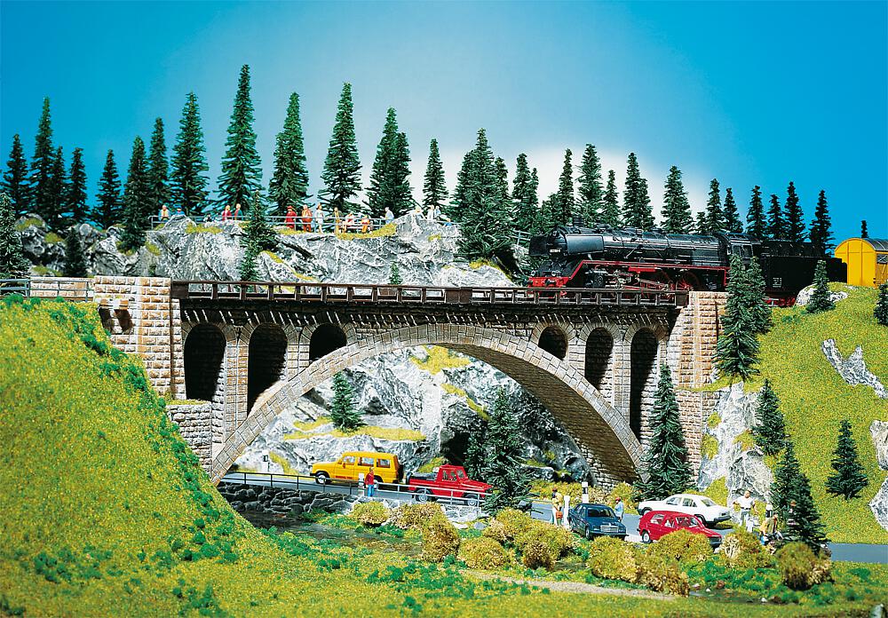 Ponte ad arco in pietra Scala H0 DS Modellismo Ponte ad arco in pietra scala H0 Faller