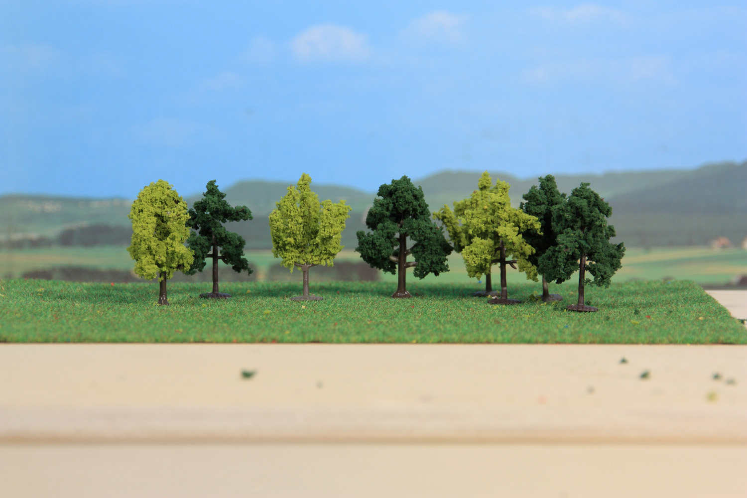 8 alberi decidui 4 cm DS Modellismo 8 alberi decidui Heki