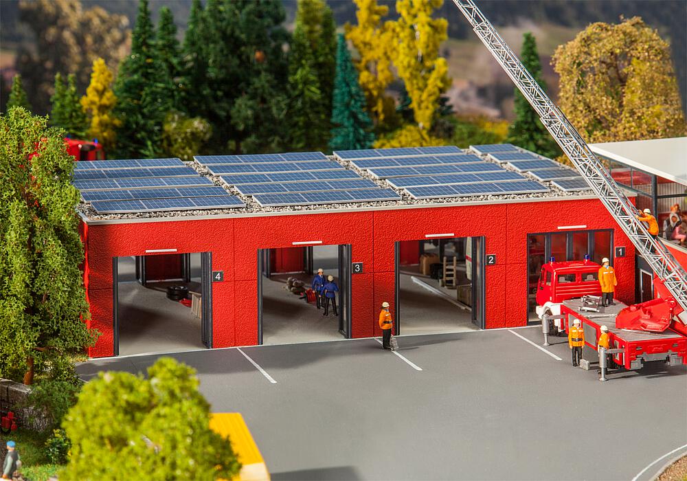 Caserma moderna dei vigili del fuoco Scala H0 DS Modellismo Caserma moderna dei vigili scala H0