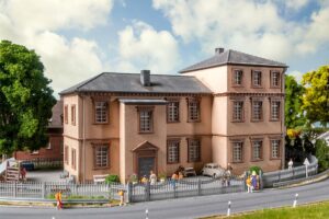 Scuola Waldorf scala H0 Faller