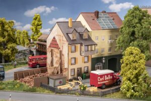 Casa di città vecchia recinzione scala H0