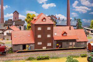 Magazzino scala H0 Faller