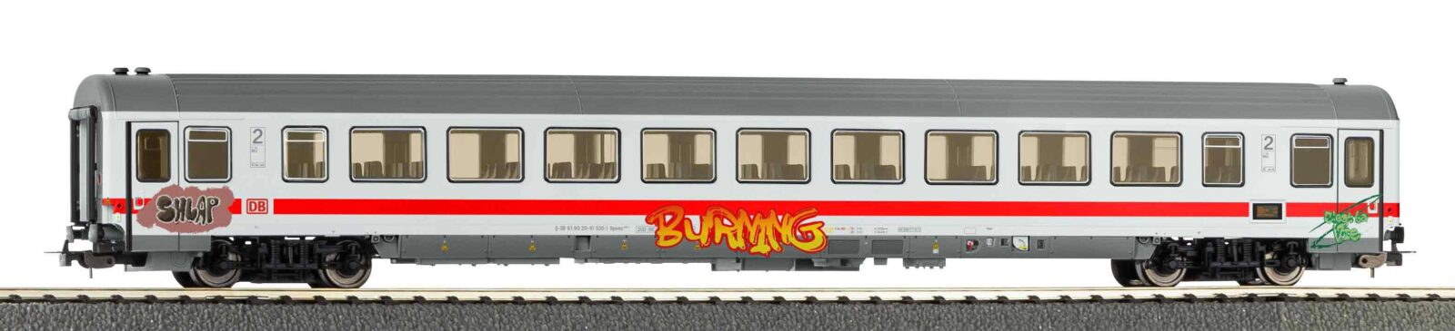 Carrozza Passeggeri Bpmz 284 2^ Classe DB AG VI, con Graffiti Scala H0 DS Modellismo Carrozza Passeggeri Bpmz 284 2^ scala H0