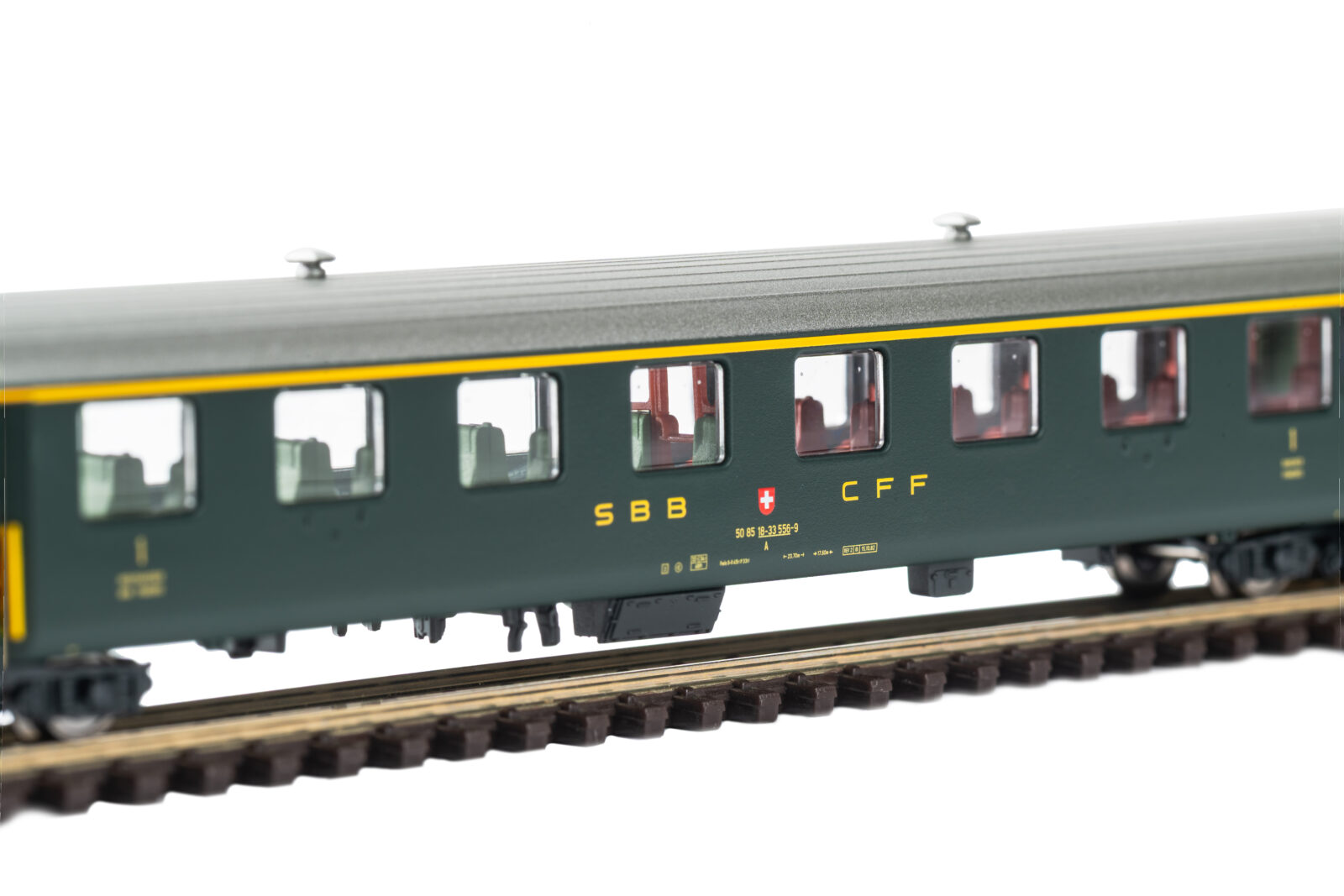Carrozza passeggeri EW I, 50 85 18- 33 556-9 "old lettering" 1ª classe SBB Epoca IV Scala N DS Modellismo Carrozza passeggeri EW I, 50 85 18- scala N - vista 3