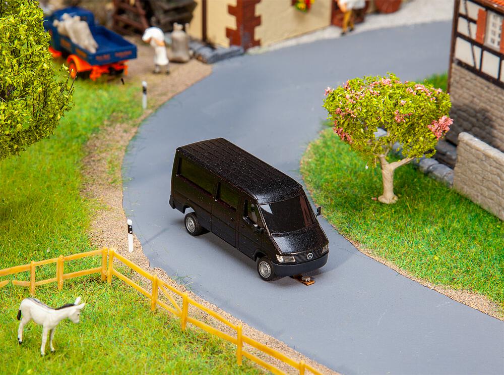 MB Sprinter Minibus taxi (HERPA) Scala H0 DS Modellismo MB Sprinter Minibus taxi (HERPA) scala H0