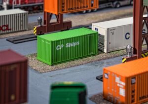 Container da 20' "CP Ships" scala H0 Faller