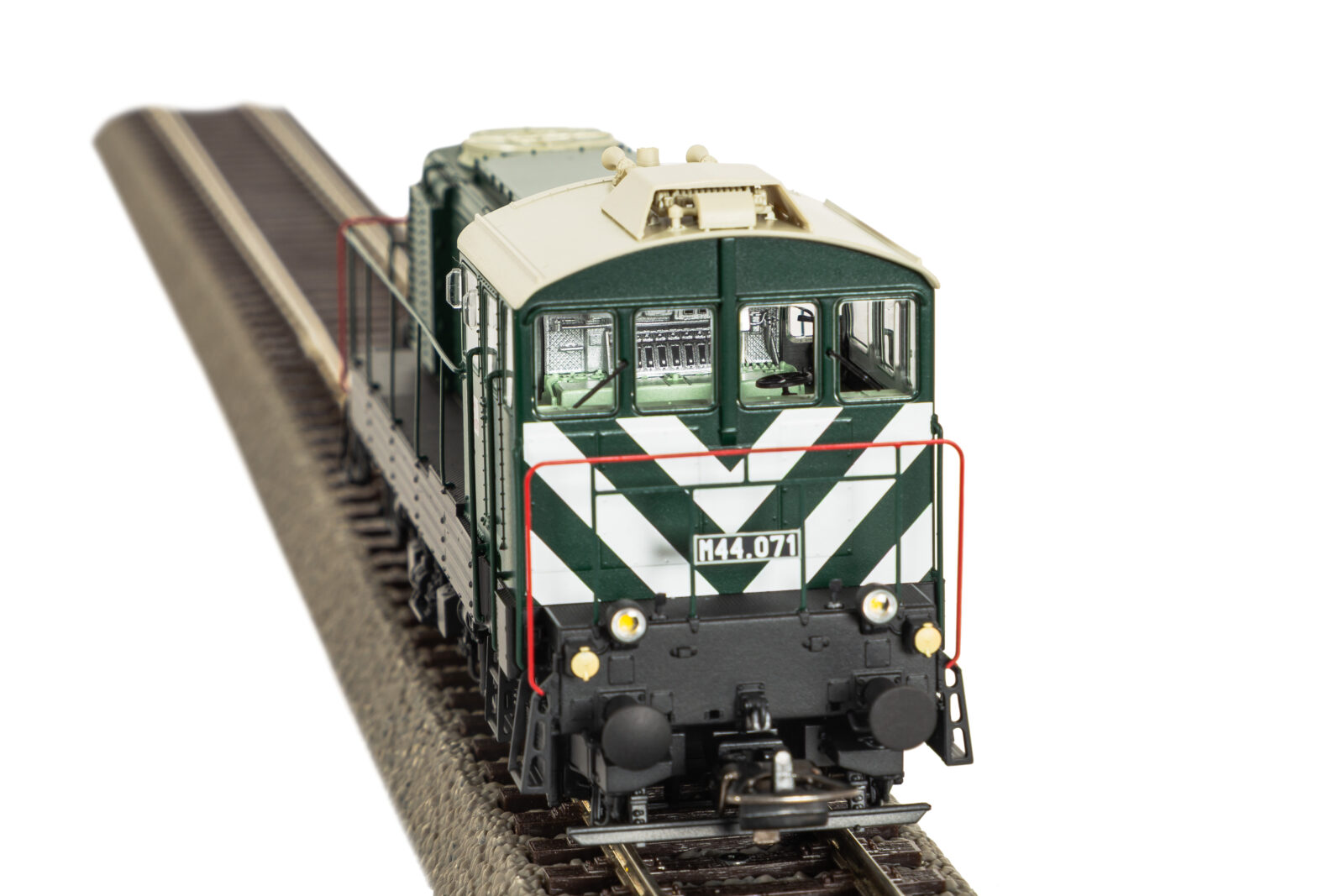 Locomotiva Diesel M44 MAV Epoca III Scala H0 DS Modellismo Locomotiva Diesel M44 MAV Epoca III scala H0
