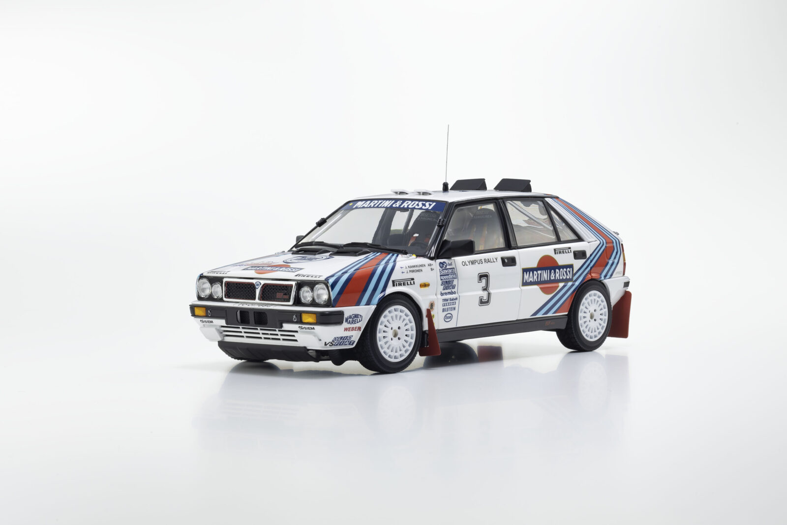Lancia Delta HF 4WD "MARTINI & ROSSI" #3 DS Modellismo Lancia Delta HF 4WD "MARTINI scala 1:18