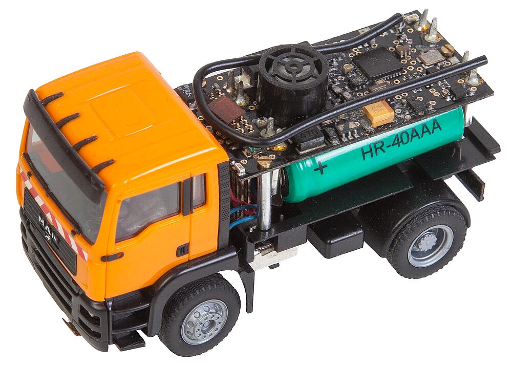 Car System Digital MAN TGA Spazzatrice stradale (HERPA) Scala H0 DS Modellismo Car System Digital MAN TGA scala H0 - vista 4